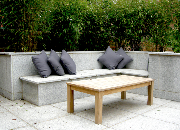 Modern_garden_coffee_table