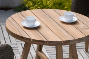 Outdoor coffee table 5