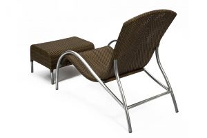 Rattan Garden Lounger 2