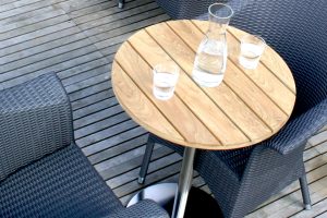 Round Garden Tables 3