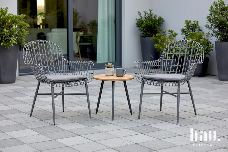 Berlin-Wire-Outdoor-Chair-Table